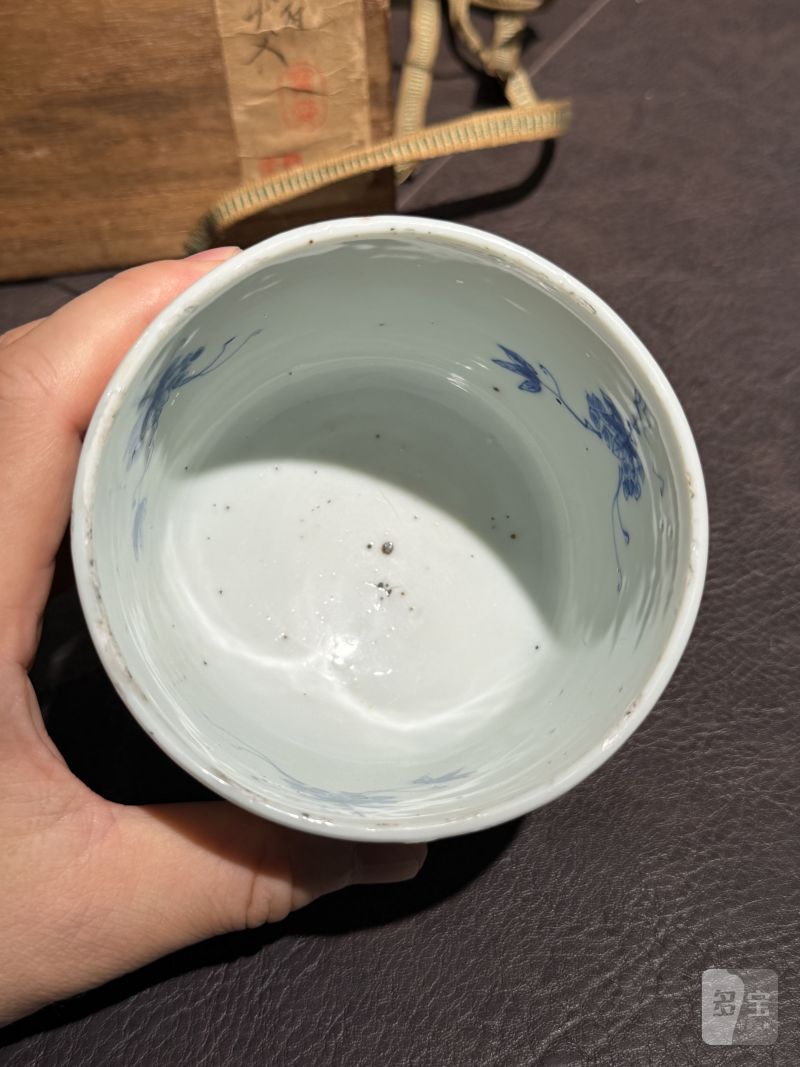 明崇祯 青花人物故事图筒式炉 - 图13